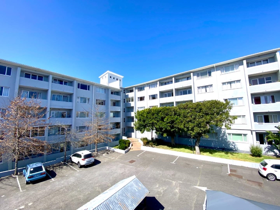 3 Bedroom Property for Sale in Woodstock Upper Western Cape